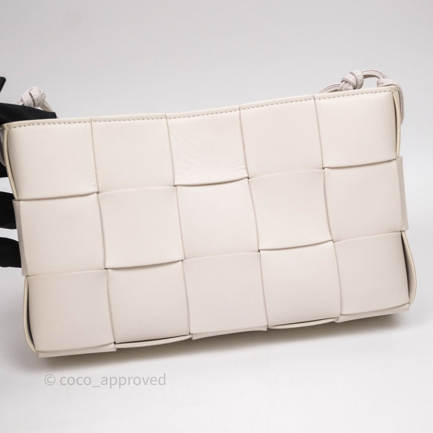 Bottega Veneta Shoulder Bag White Intrecciato Lambskin