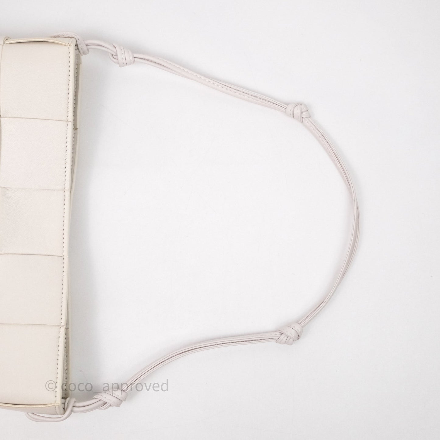 Bottega Veneta Shoulder Bag White Intrecciato Lambskin