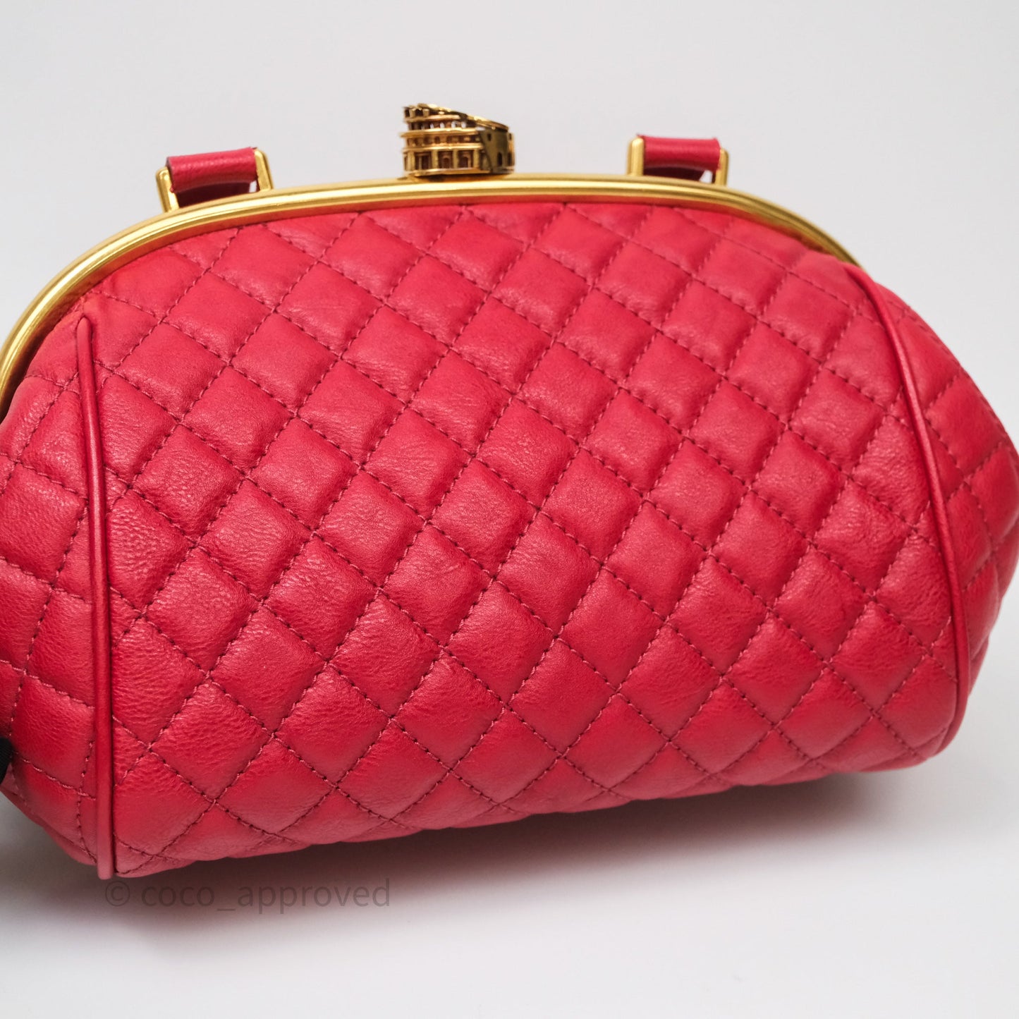 Chanel Quilted Kisslock Handbag With Chain Red Calfskin Gold Hardware
