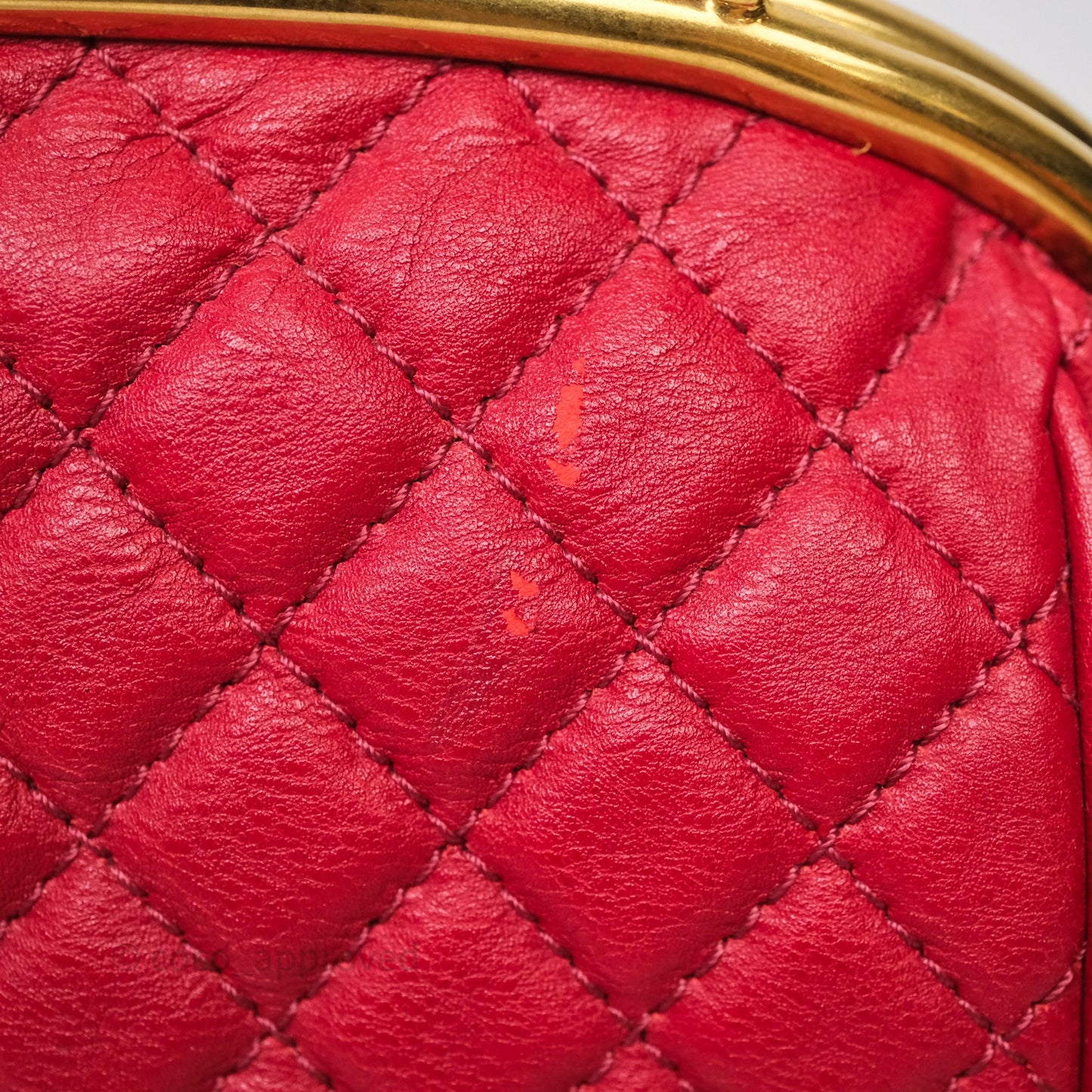 Chanel Quilted Kisslock Handbag With Chain Red Calfskin Gold Hardware
