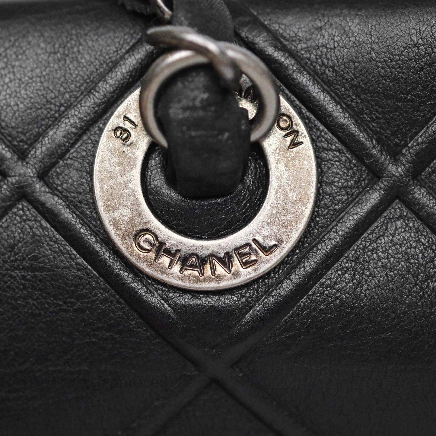 Chanel Small Chic Zip Shopping Tote Black Calfskin Ruthenium Hardware