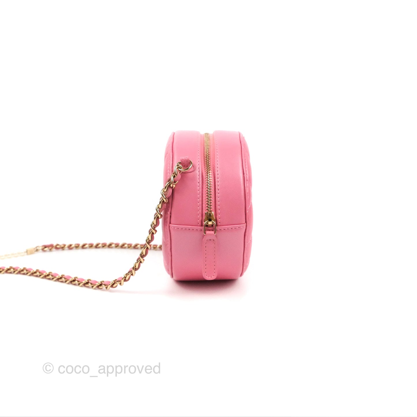 Chanel Quilted Round Clutch With Pearl Chain Iridescent Pink Lambskin Gold Hardware