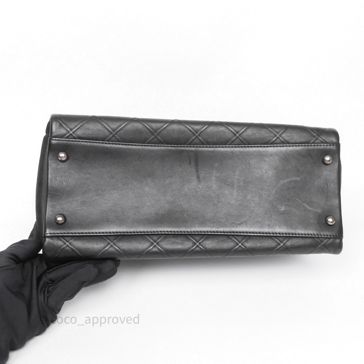 Chanel Small Chic Zip Shopping Tote Black Calfskin Ruthenium Hardware