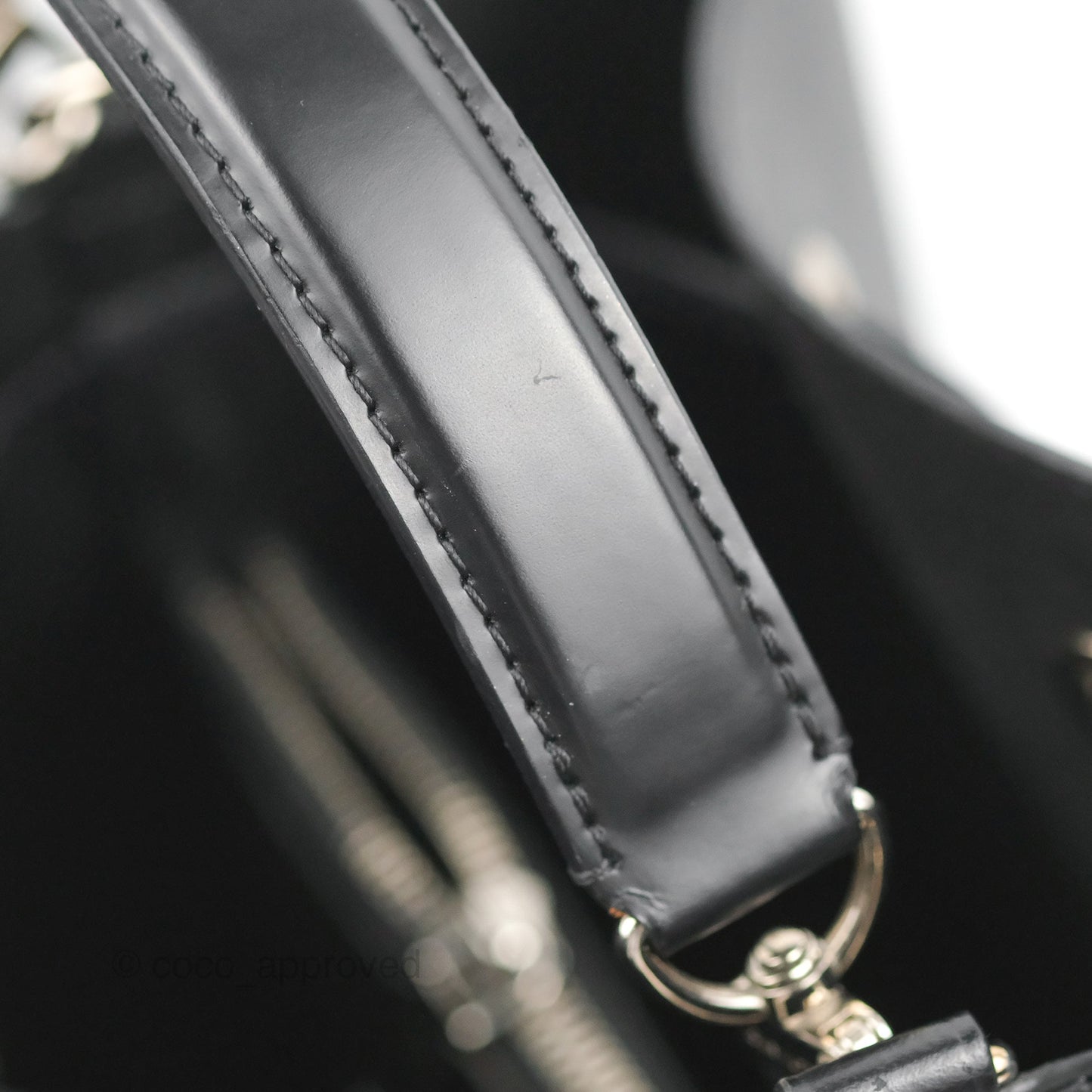 Louis Vuitton Neonoe MM Black Epi