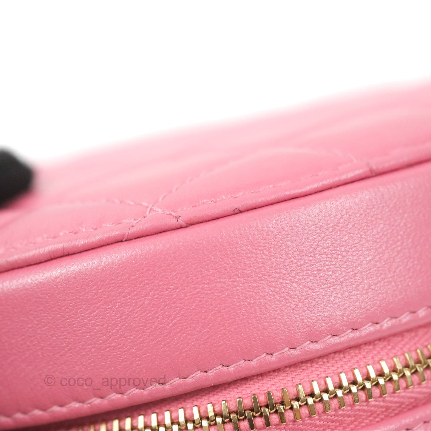 Chanel Quilted Round Clutch With Pearl Chain Iridescent Pink Lambskin Gold Hardware