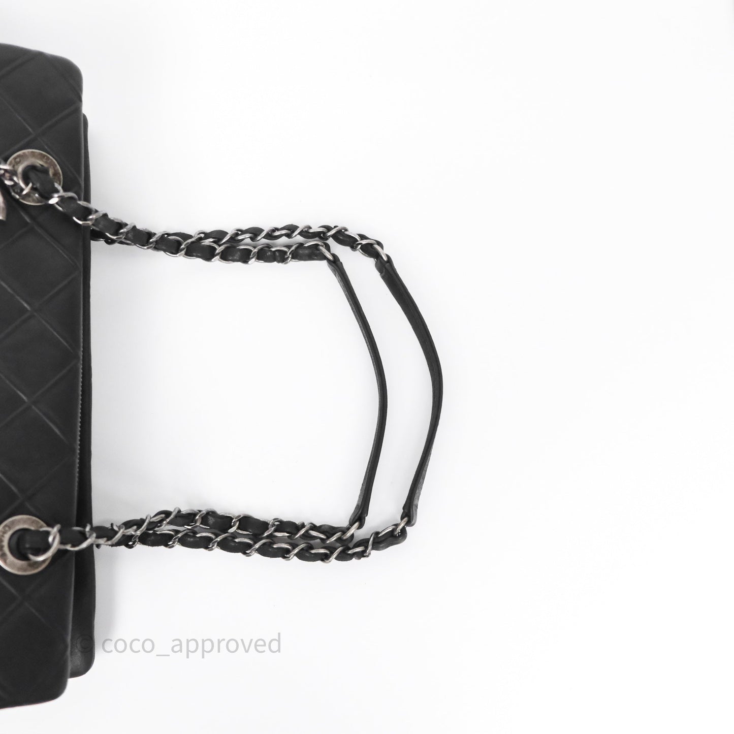 Chanel Small Chic Zip Shopping Tote Black Calfskin Ruthenium Hardware