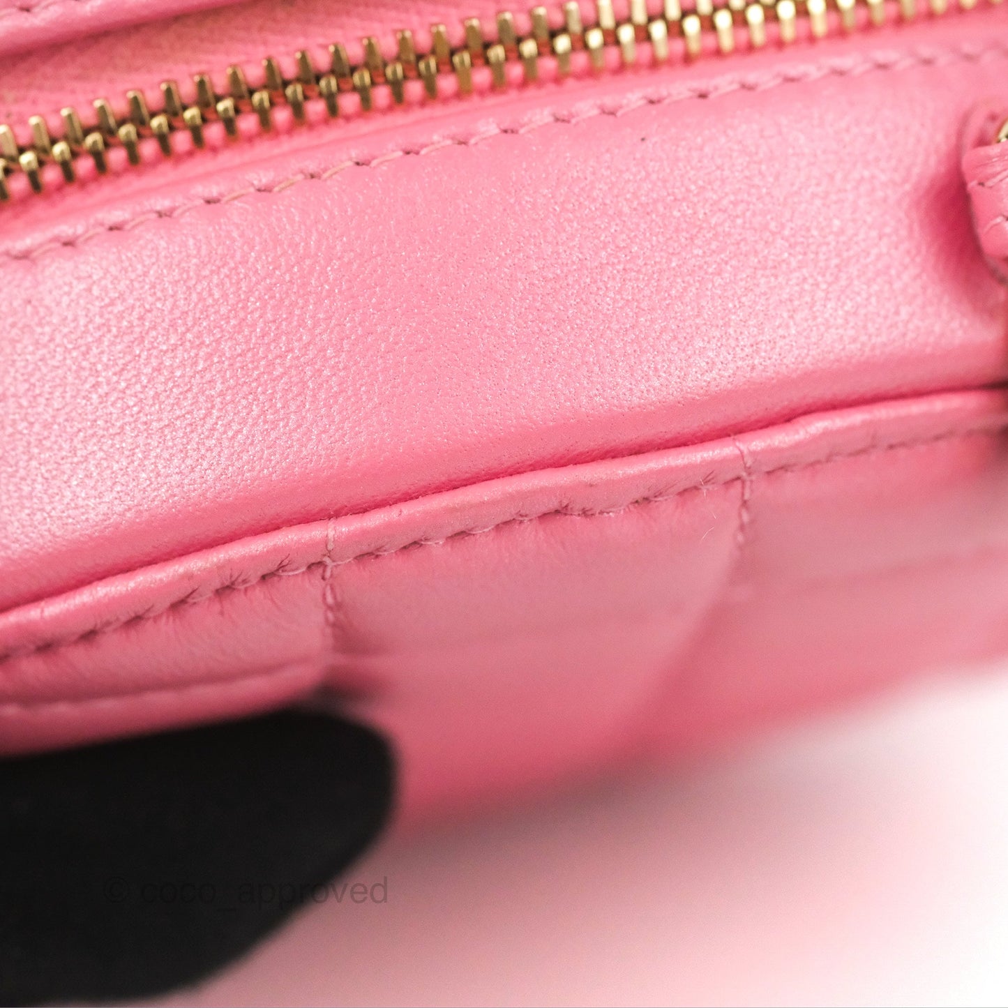 Chanel Quilted Round Clutch With Pearl Chain Iridescent Pink Lambskin Gold Hardware