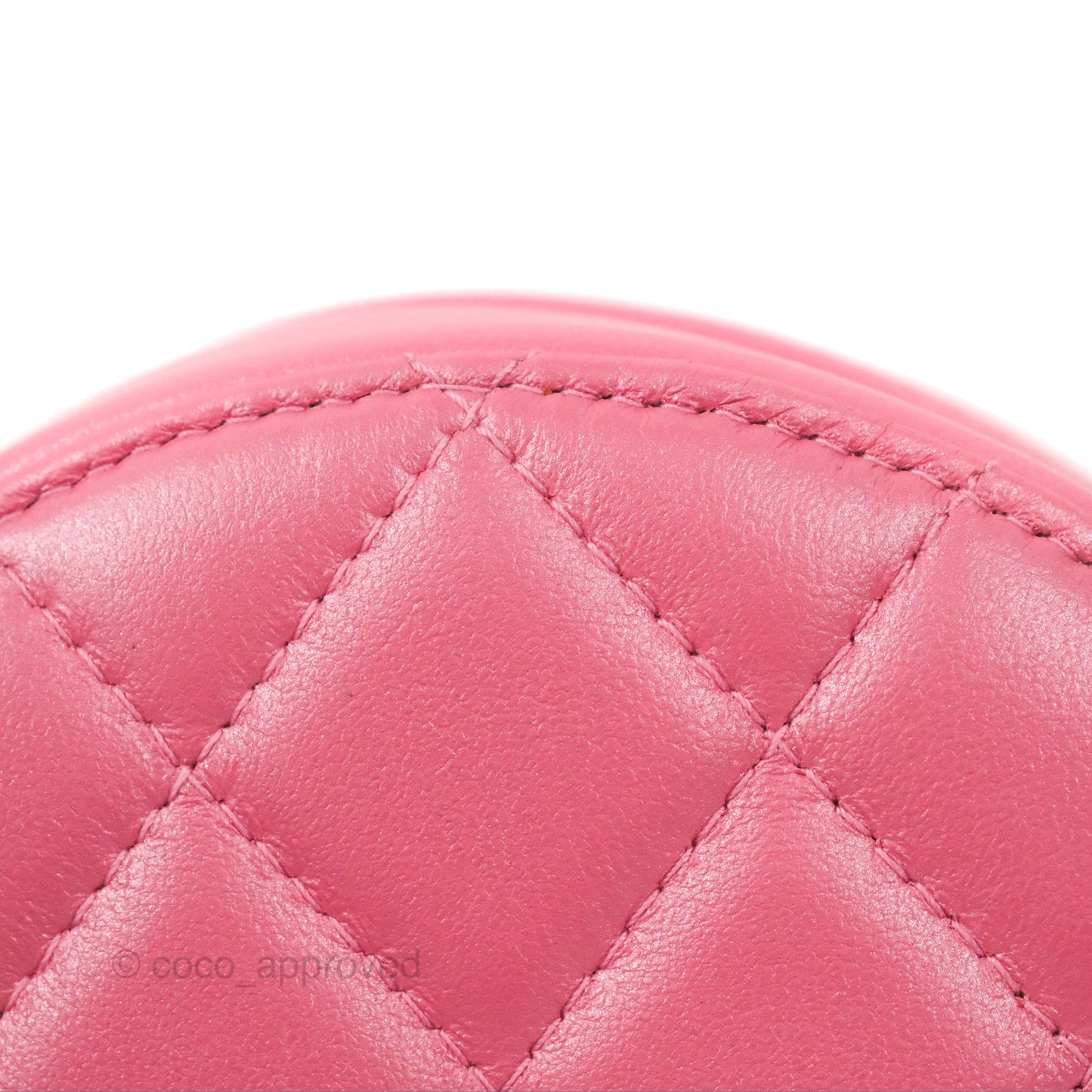 Chanel Quilted Round Clutch With Pearl Chain Iridescent Pink Lambskin Gold Hardware