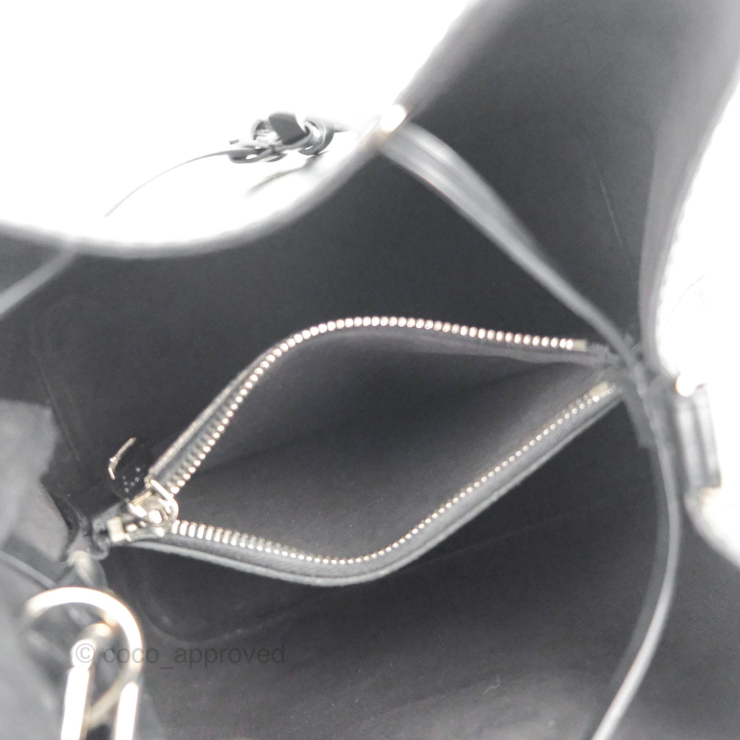 Louis Vuitton Neonoe MM Black Epi