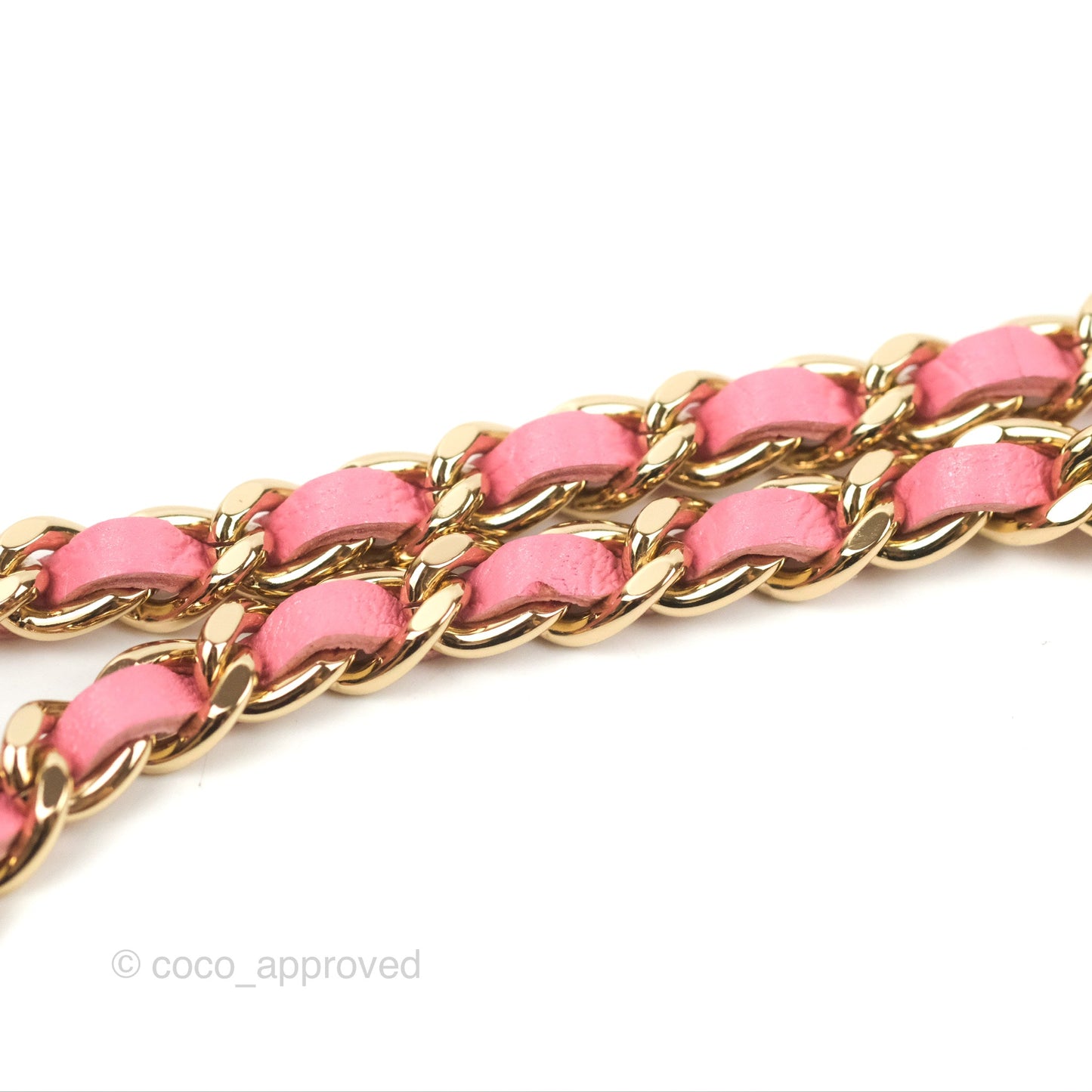 Chanel Quilted Round Clutch With Pearl Chain Iridescent Pink Lambskin Gold Hardware