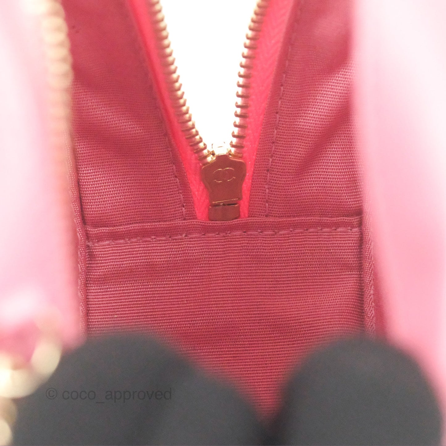 Chanel Quilted Round Clutch With Pearl Chain Iridescent Pink Lambskin Gold Hardware