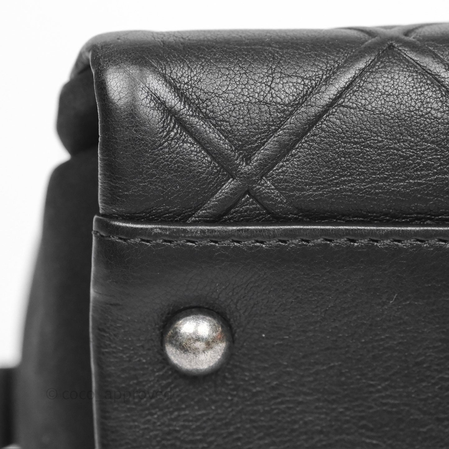 Chanel Small Chic Zip Shopping Tote Black Calfskin Ruthenium Hardware