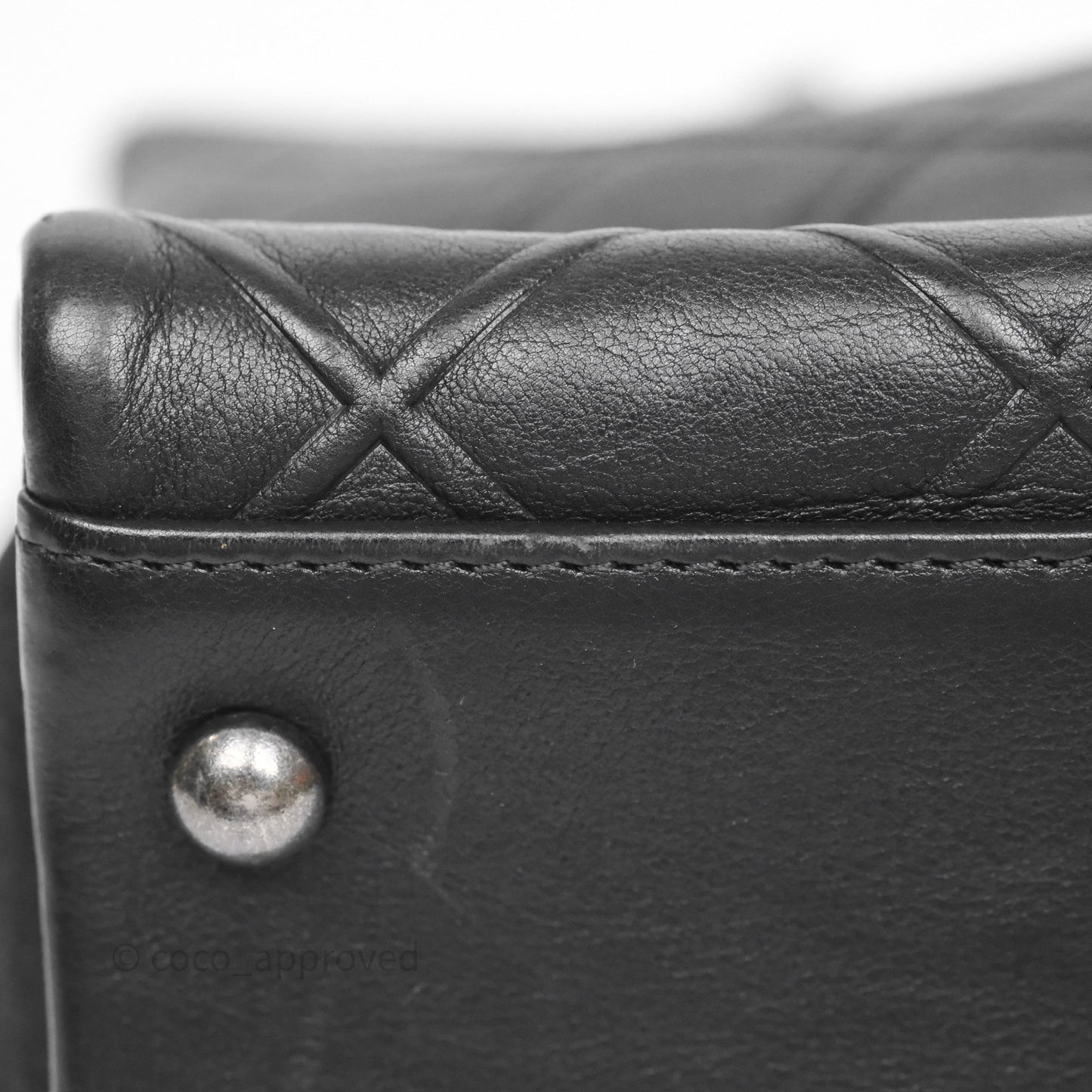 Chanel Small Chic Zip Shopping Tote Black Calfskin Ruthenium Hardware