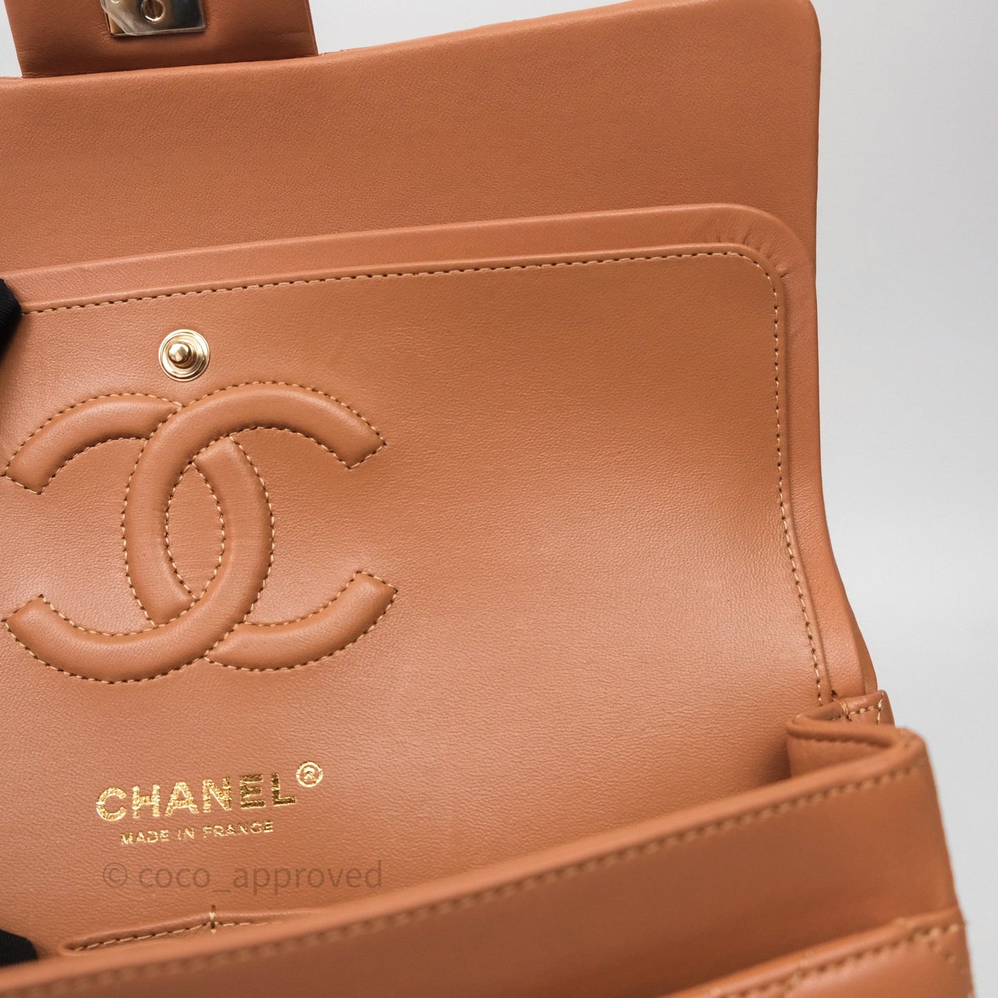 Chanel Classic M/L Medium Flap Quilted Dark Beige Caramel Lambskin Gold Hardware
