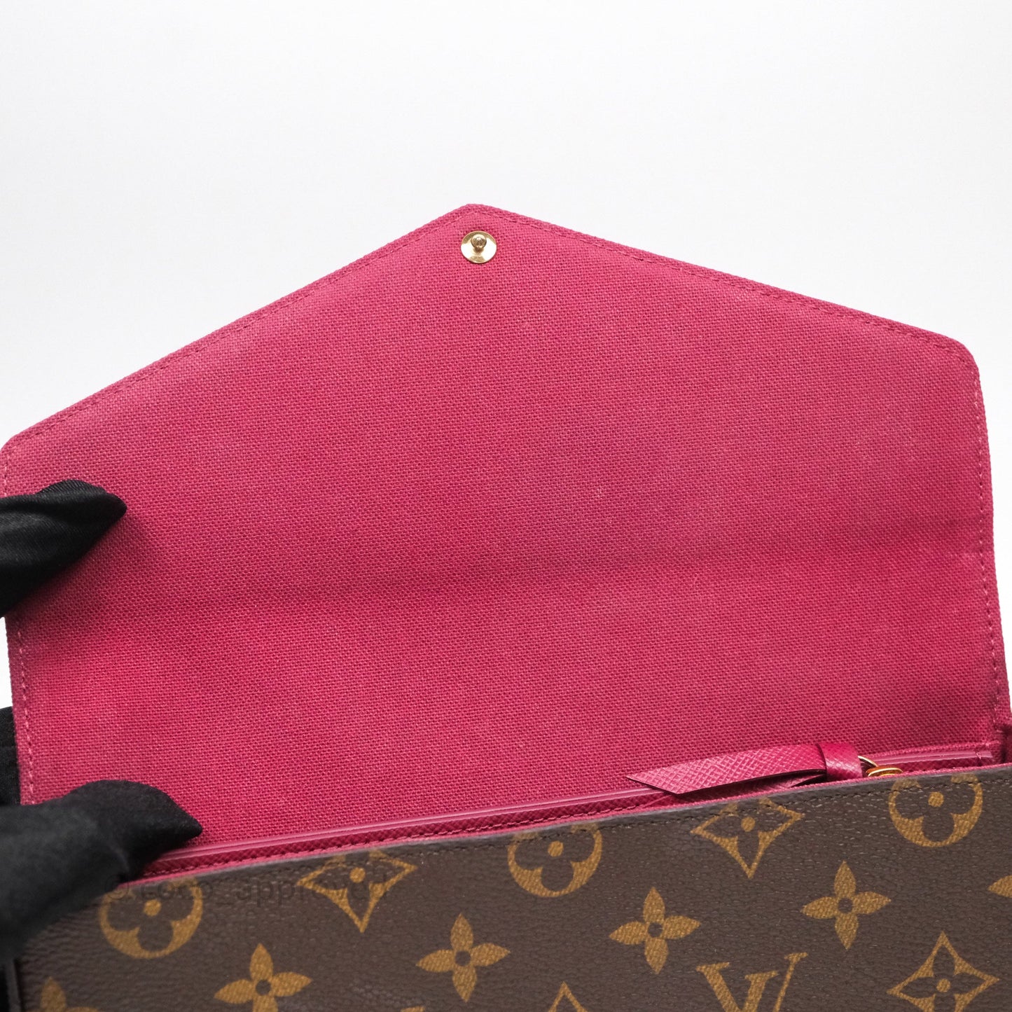 Louis Vuitton Félicie Pochette Clutch Monogram Canvas Gold Hardware