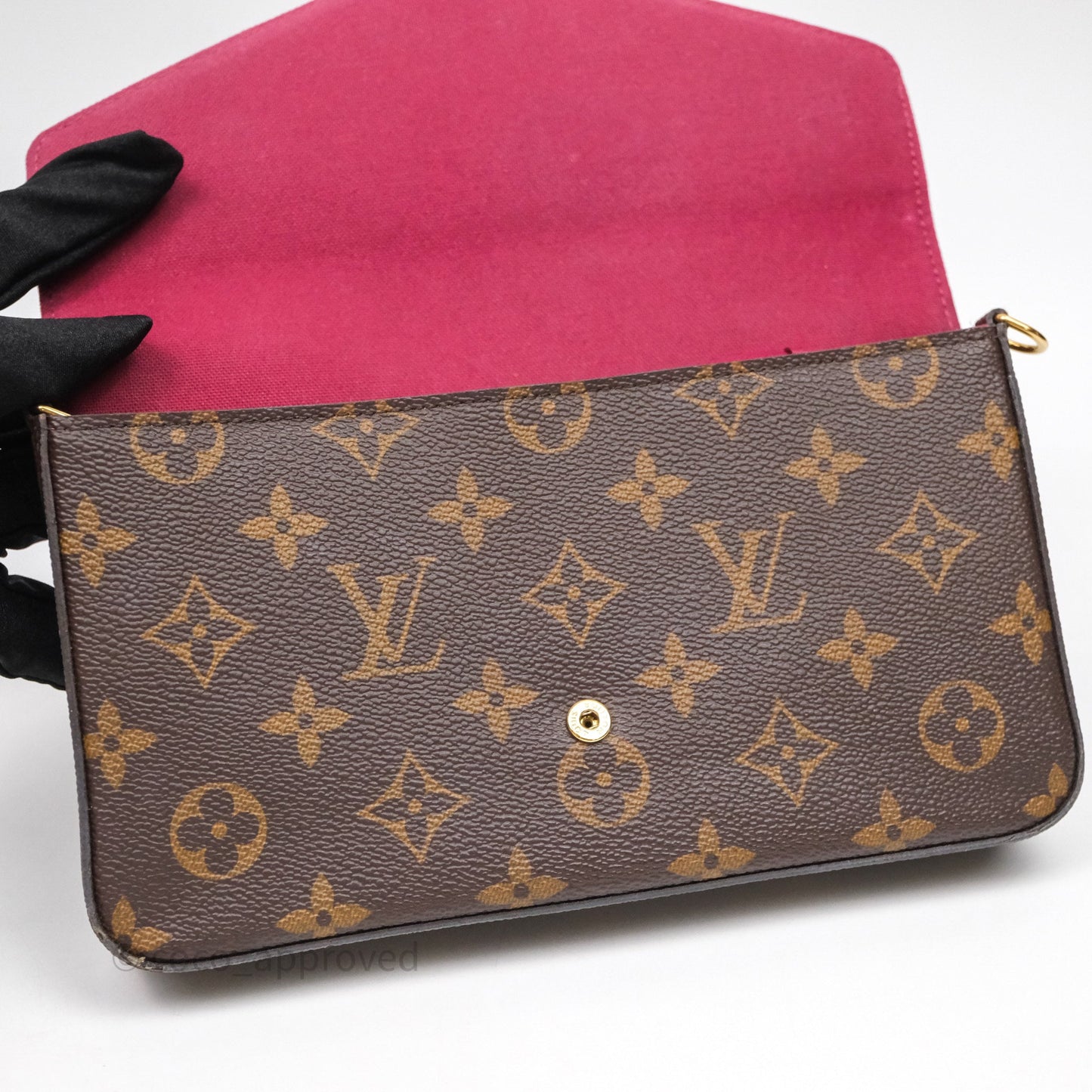 Louis Vuitton Félicie Pochette Clutch Monogram Canvas Gold Hardware