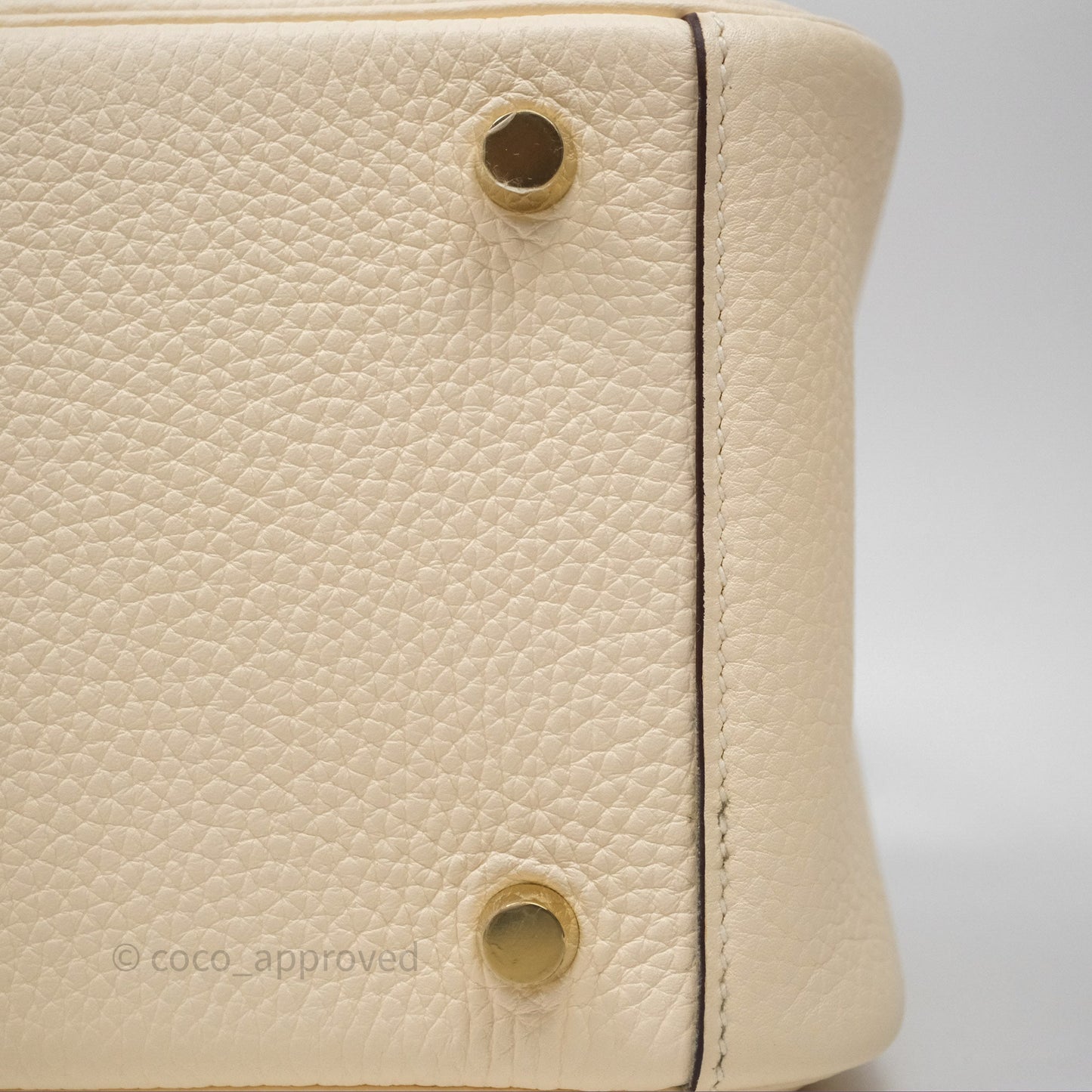 Hermès Lindy 26 Nata I2 Clemence Gold Hardware