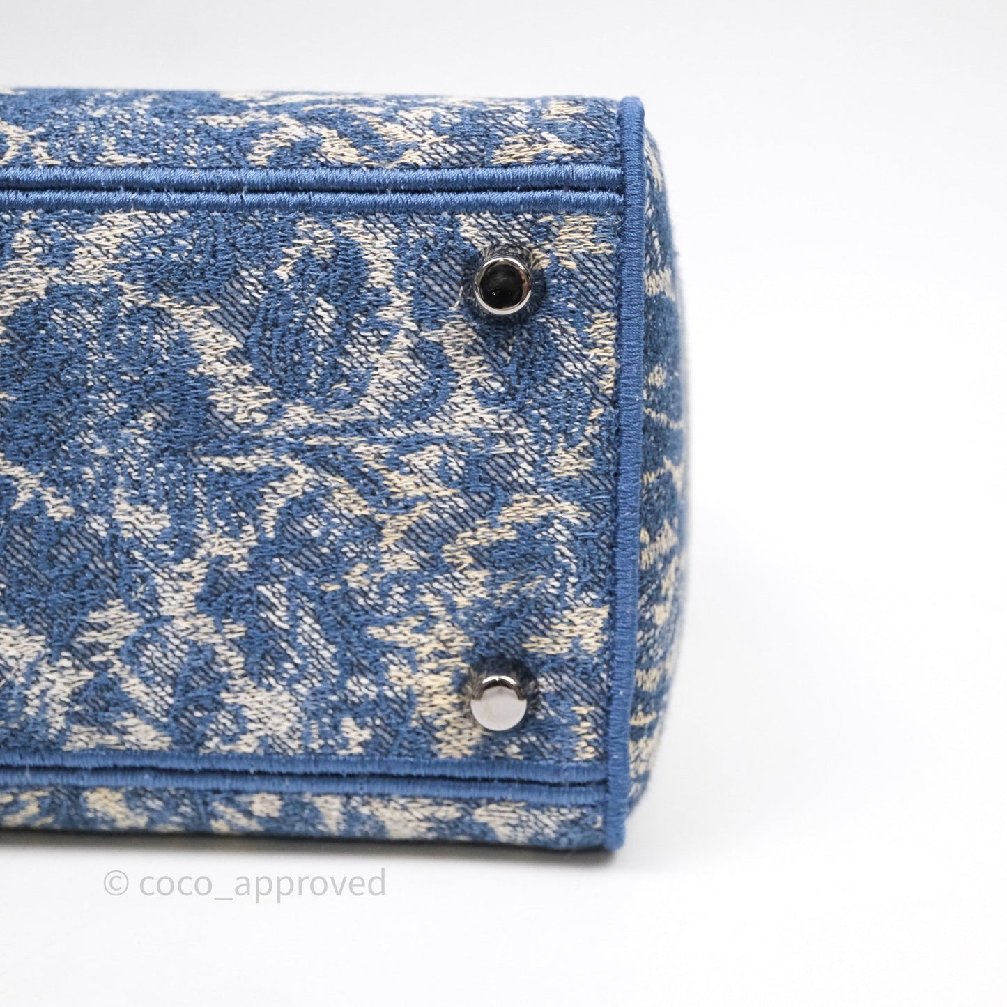 Christian Dior Medium Lady D-Lite Bag Blue Toile de Jouy Embroidery