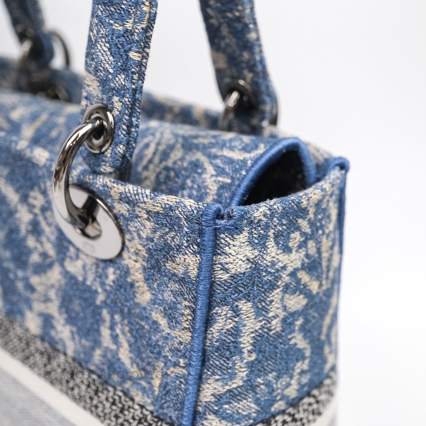 Christian Dior Medium Lady D-Lite Bag Blue Toile de Jouy Embroidery