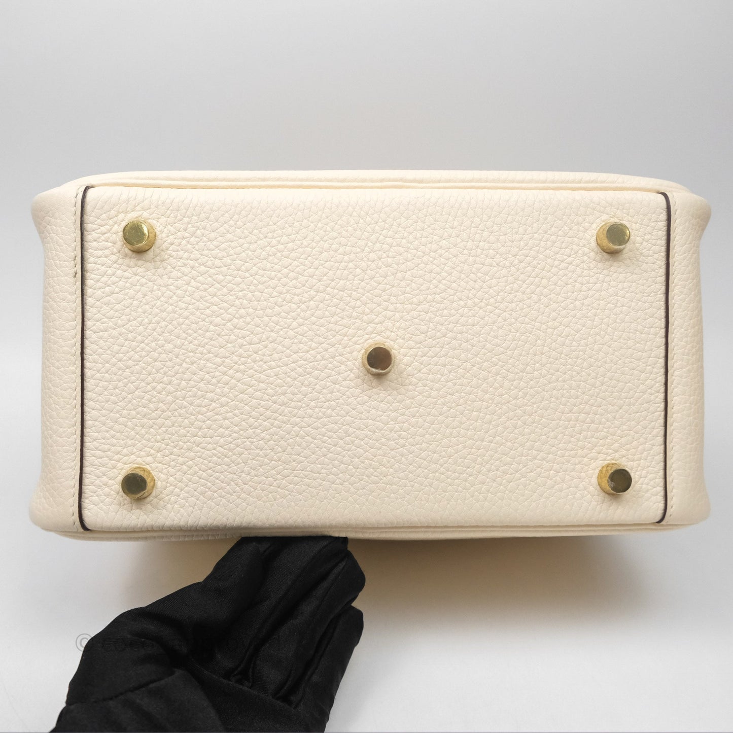 Hermès Lindy 26 Nata I2 Clemence Gold Hardware