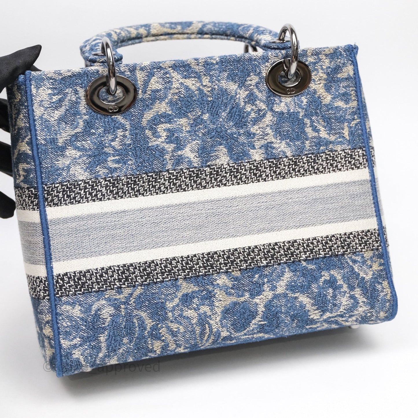 Christian Dior Medium Lady D-Lite Bag Blue Toile de Jouy Embroidery