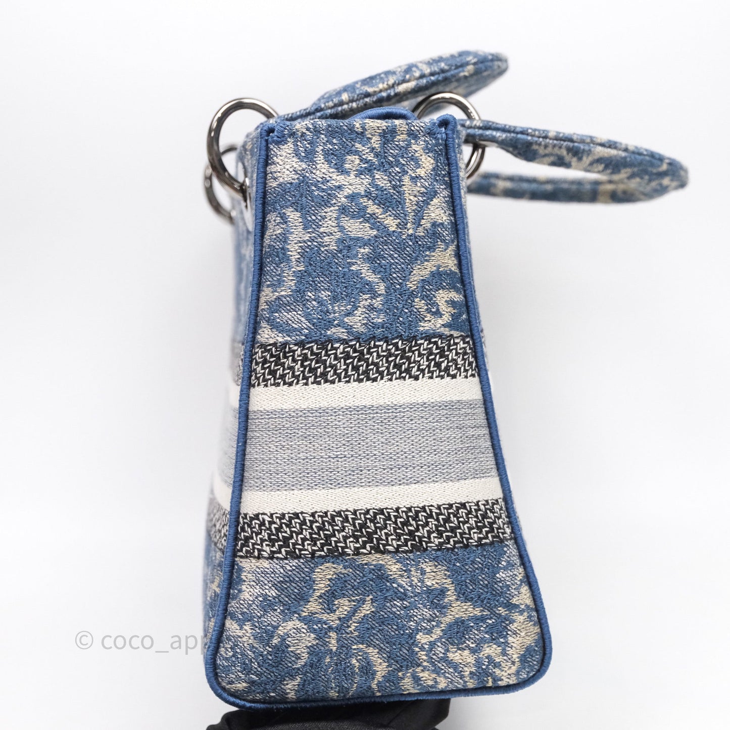 Christian Dior Medium Lady D-Lite Bag Blue Toile de Jouy Embroidery