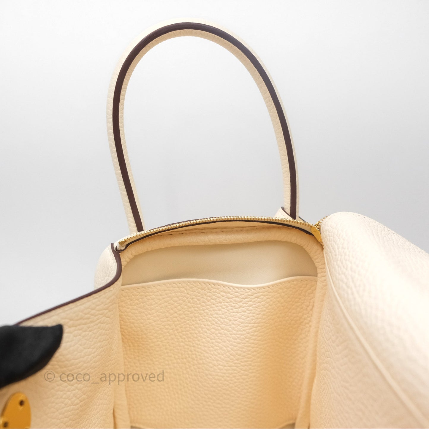 Hermès Lindy 26 Nata I2 Clemence Gold Hardware
