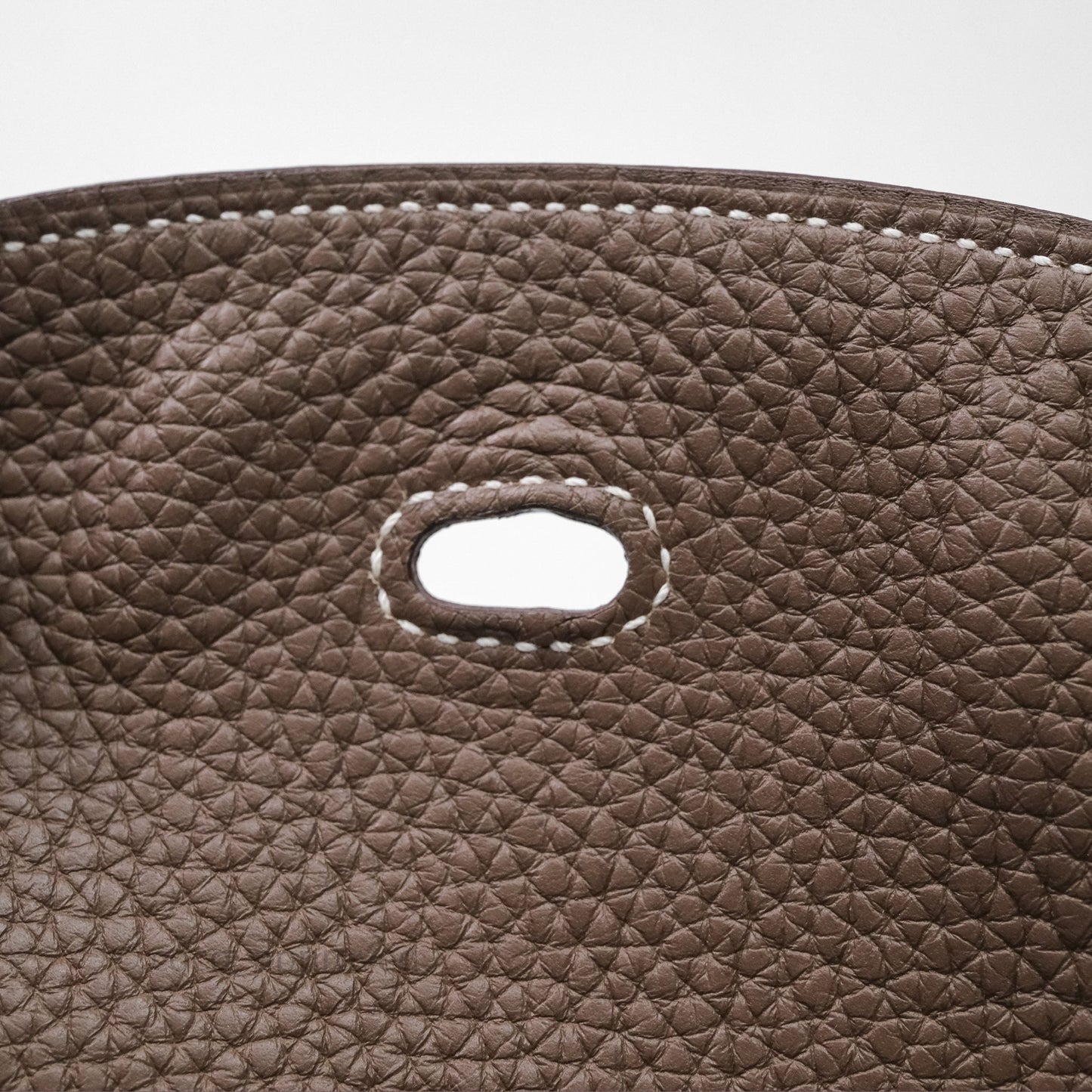 Hermès Lindy 30 Etoupe 18 Clemence Gold Hardware