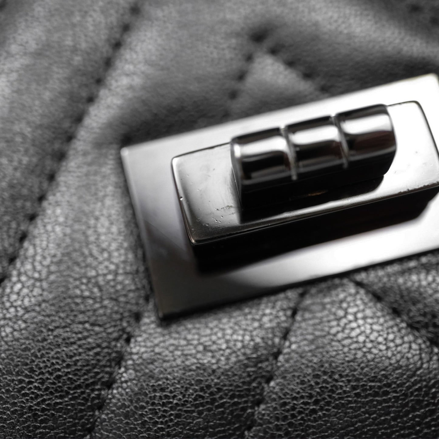 Chanel Reissue 227 Chevron So Black Calfskin