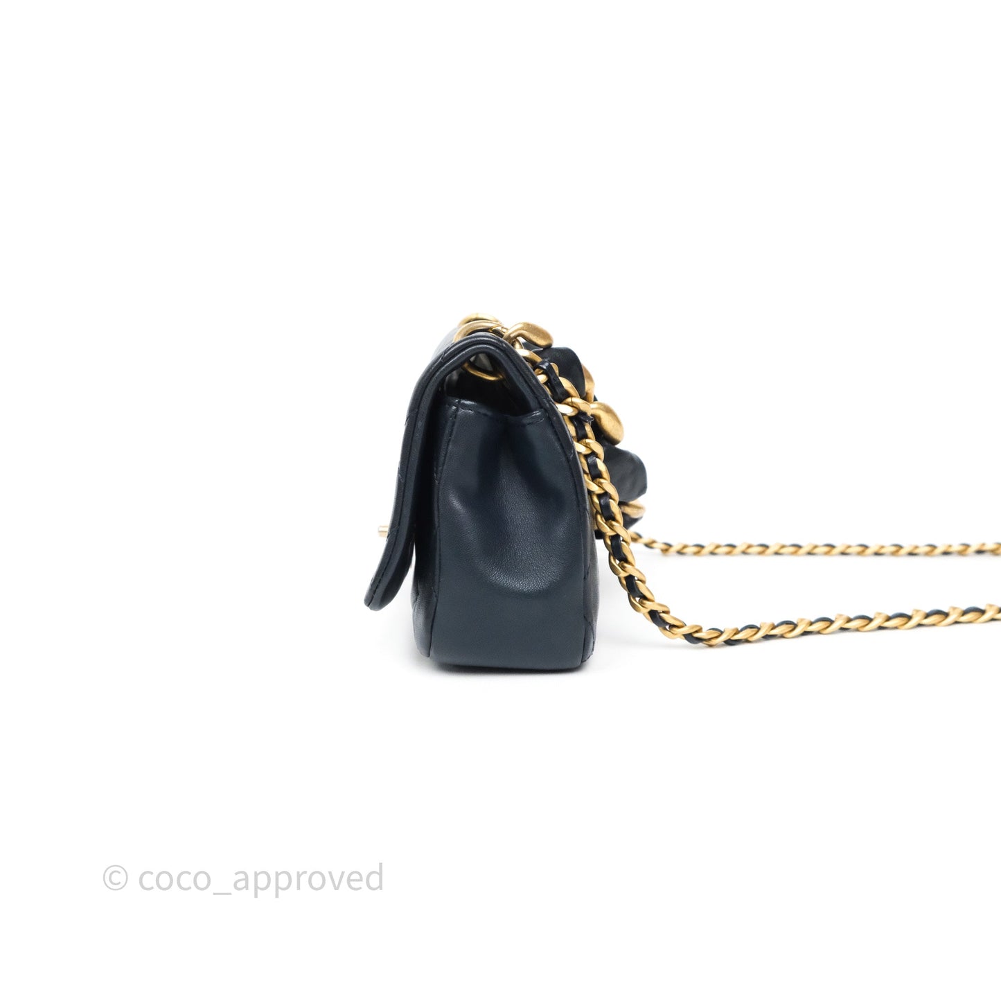 Chanel Quilted Entwined Chain Bag Navy Lambskin Aged Gold Hardware 21P