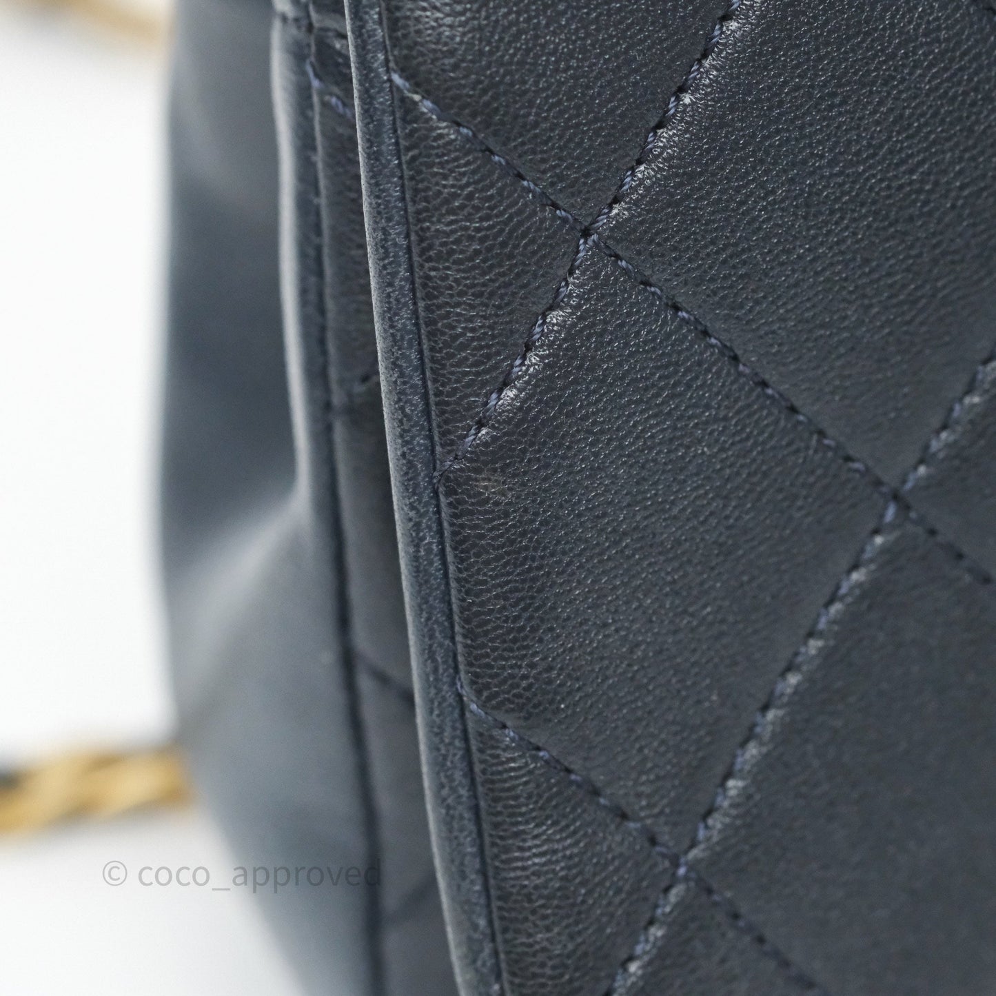 Chanel Quilted Entwined Chain Bag Navy Lambskin Aged Gold Hardware 21P