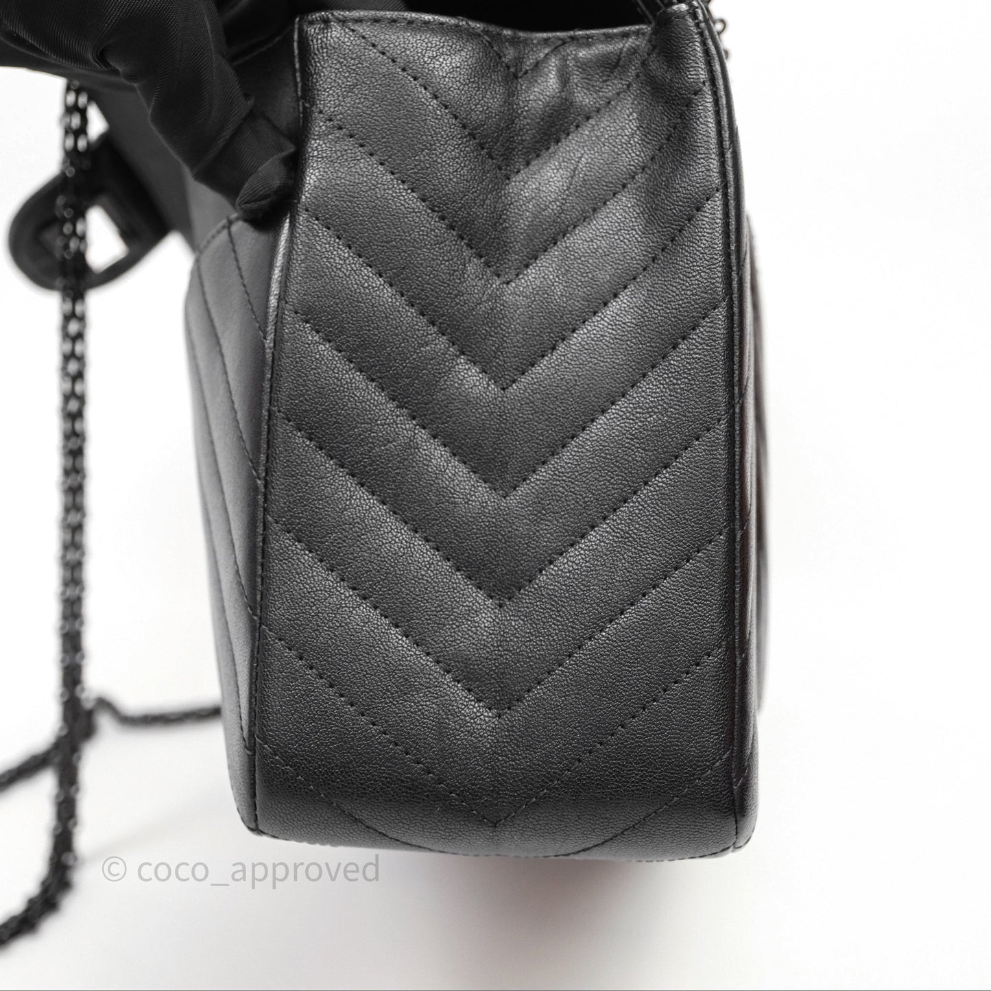 Chanel Reissue 227 Chevron So Black Calfskin