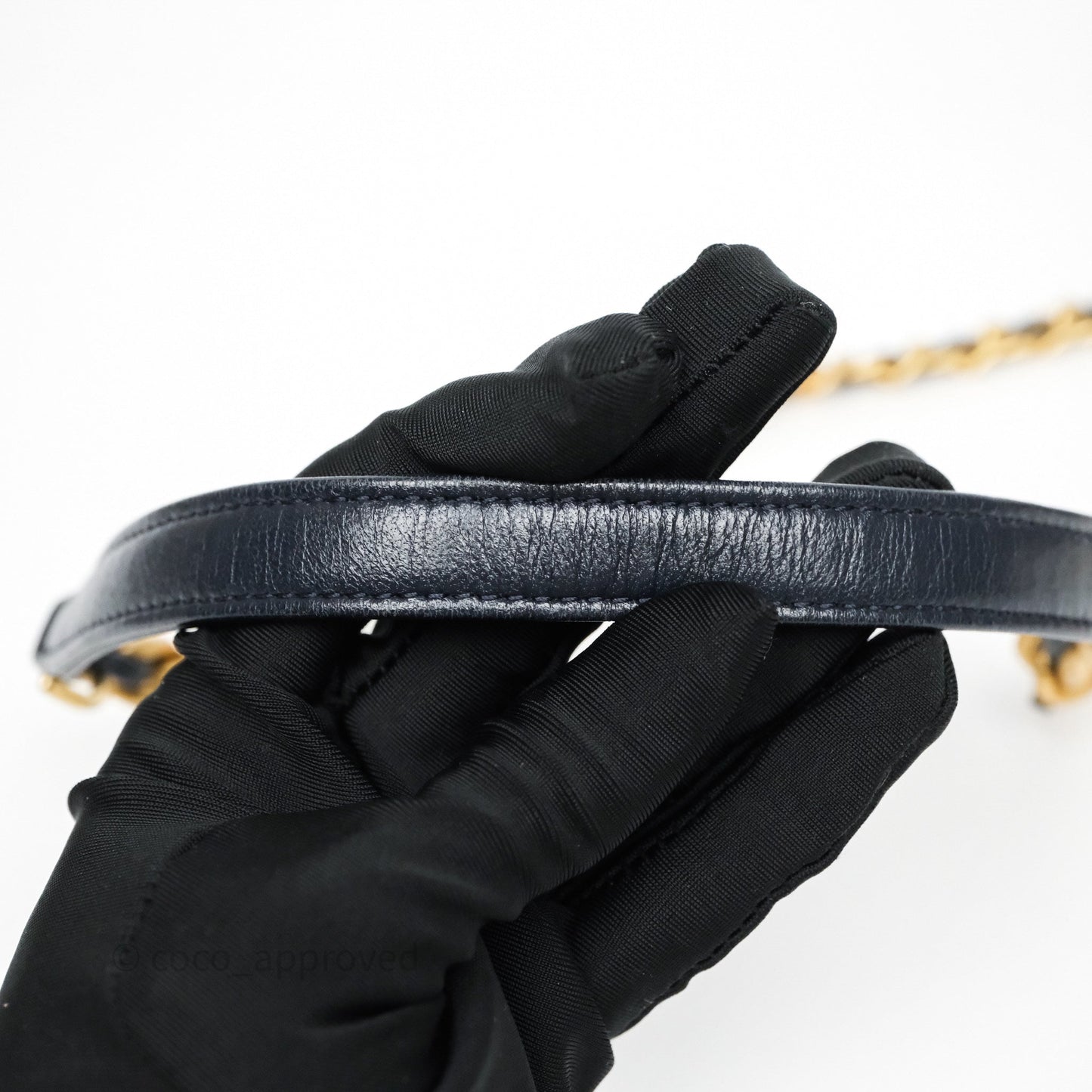 Chanel Quilted Entwined Chain Bag Navy Lambskin Aged Gold Hardware 21P