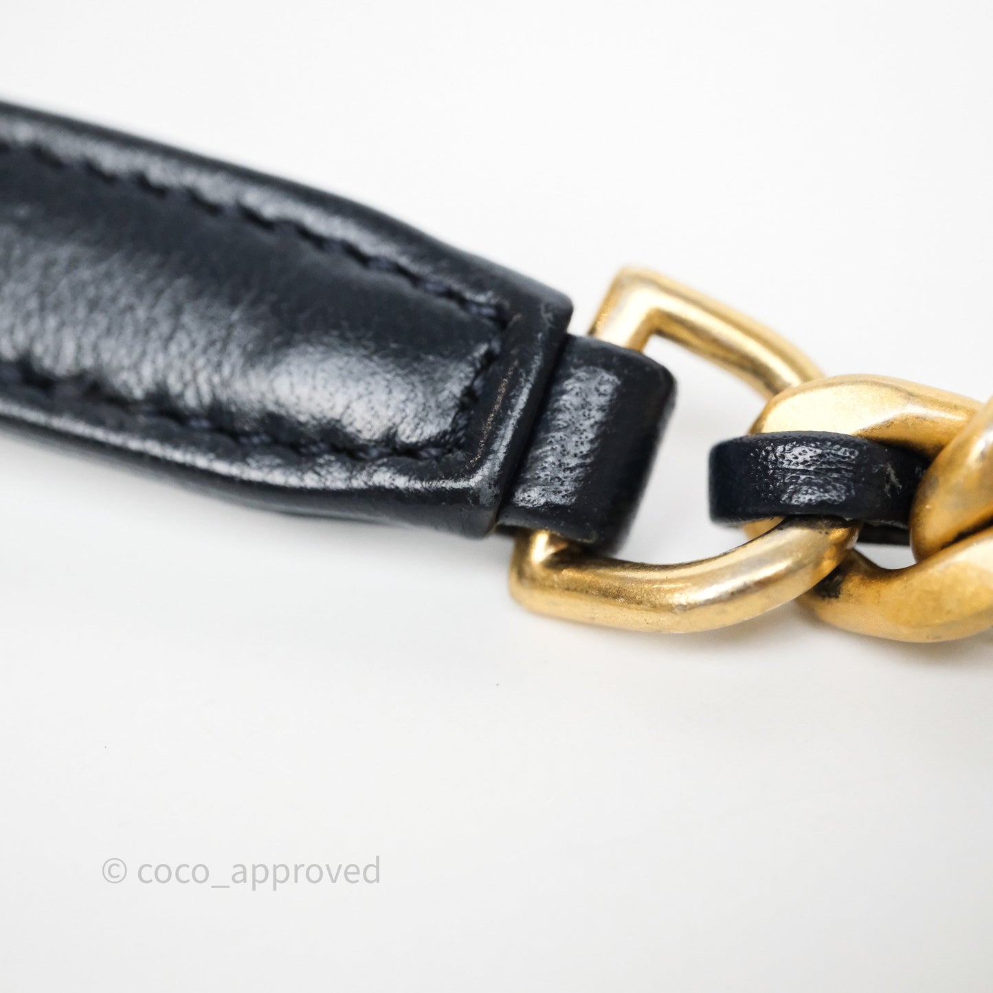 Chanel Quilted Entwined Chain Bag Navy Lambskin Aged Gold Hardware 21P