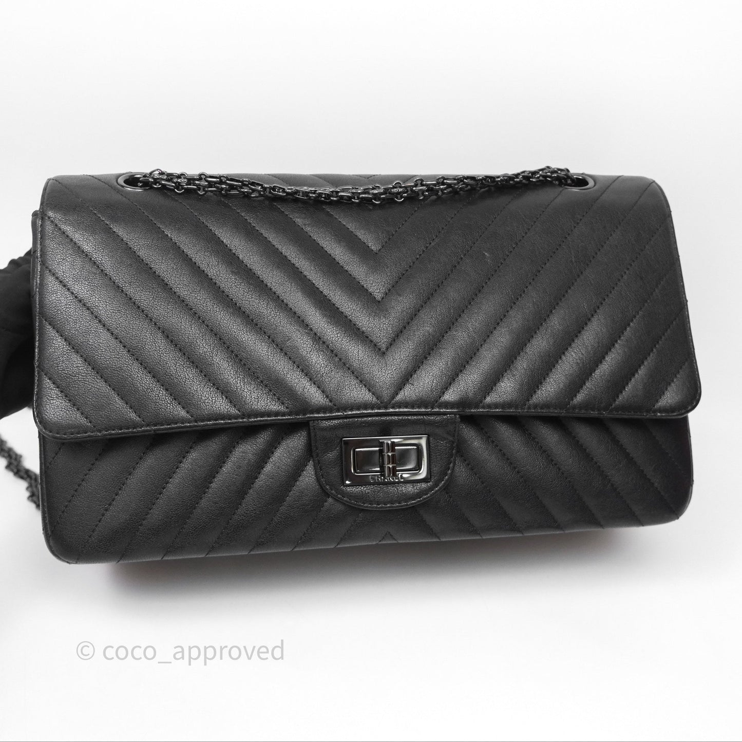 Chanel Reissue 227 Chevron So Black Calfskin