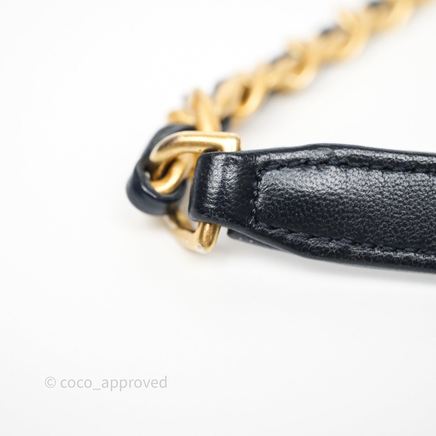 Chanel Quilted Entwined Chain Bag Navy Lambskin Aged Gold Hardware 21P