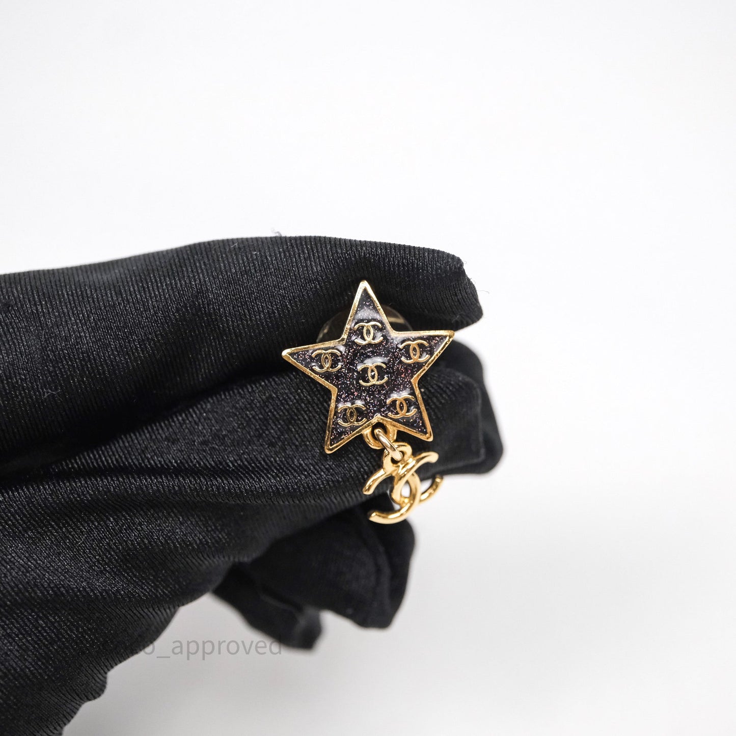 Chanel Star Drop CC Earrings Gold Tone 24C
