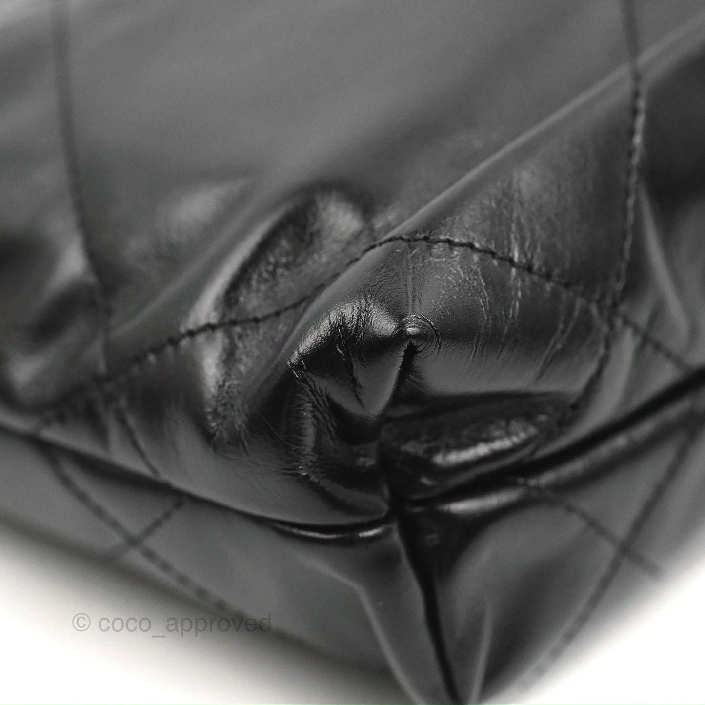 Chanel 22 Mini Bag Black Crumpled Calfskin
