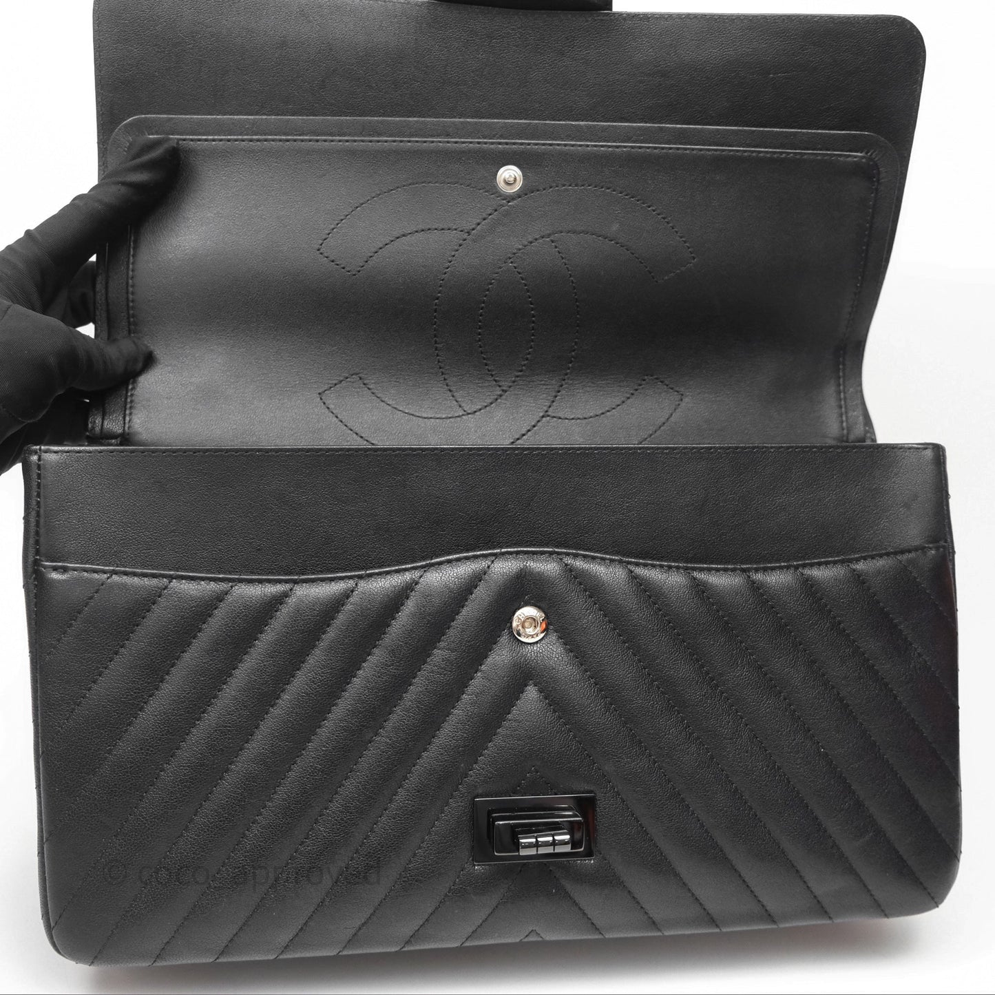 Chanel Reissue 227 Chevron So Black Calfskin