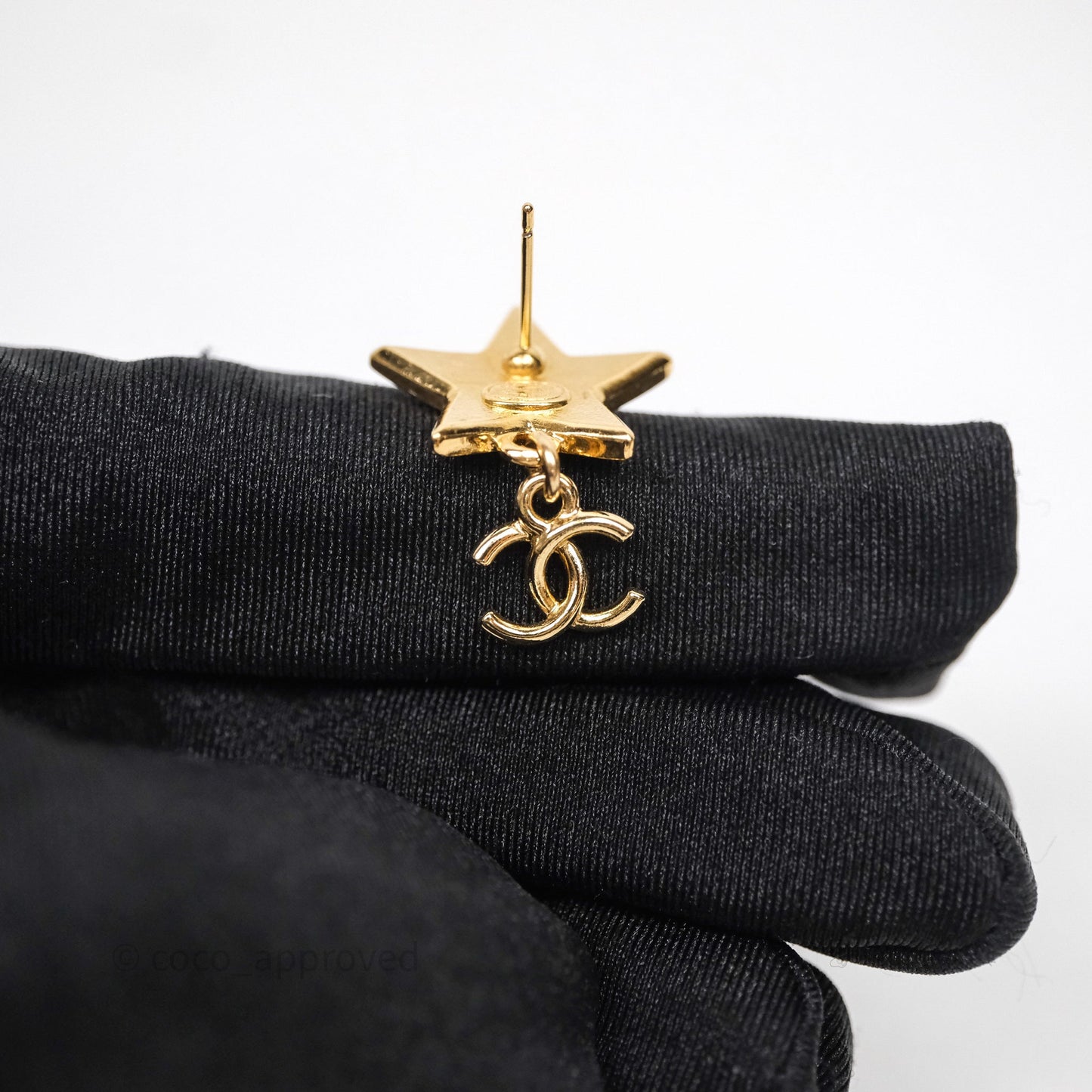 Chanel Star Drop CC Earrings Gold Tone 24C