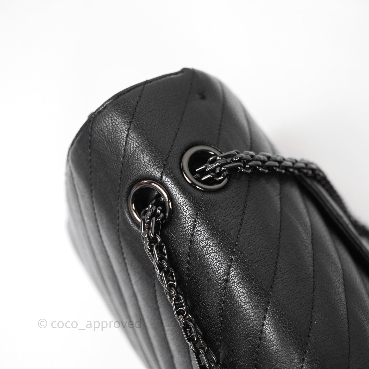 Chanel Reissue 227 Chevron So Black Calfskin