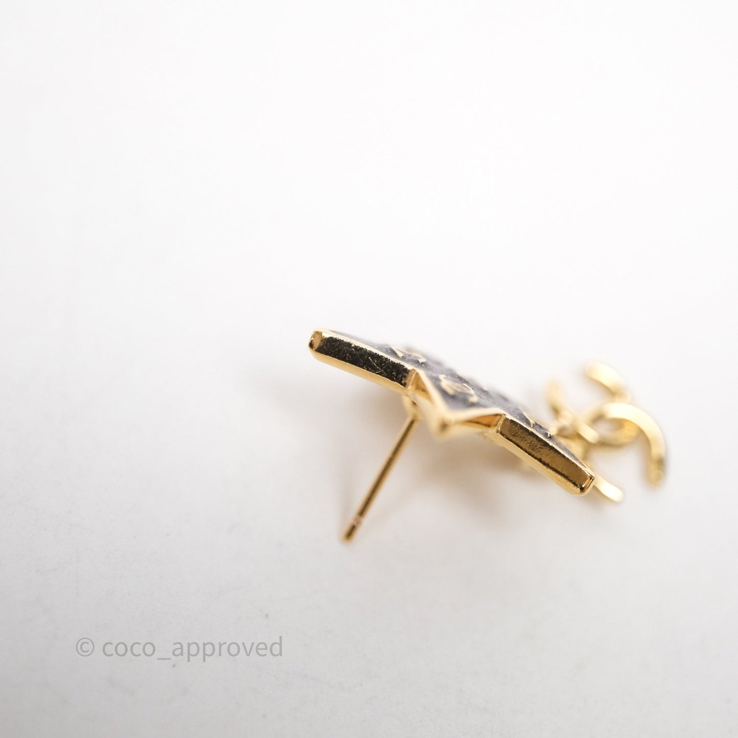 Chanel Star Drop CC Earrings Gold Tone 24C