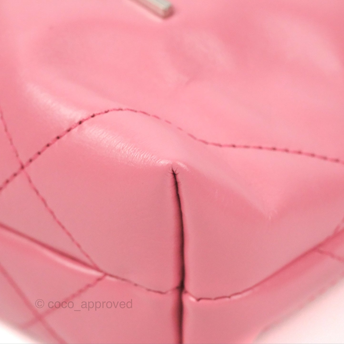 Chanel 22 Mini Bag Pink Crumpled Calfskin