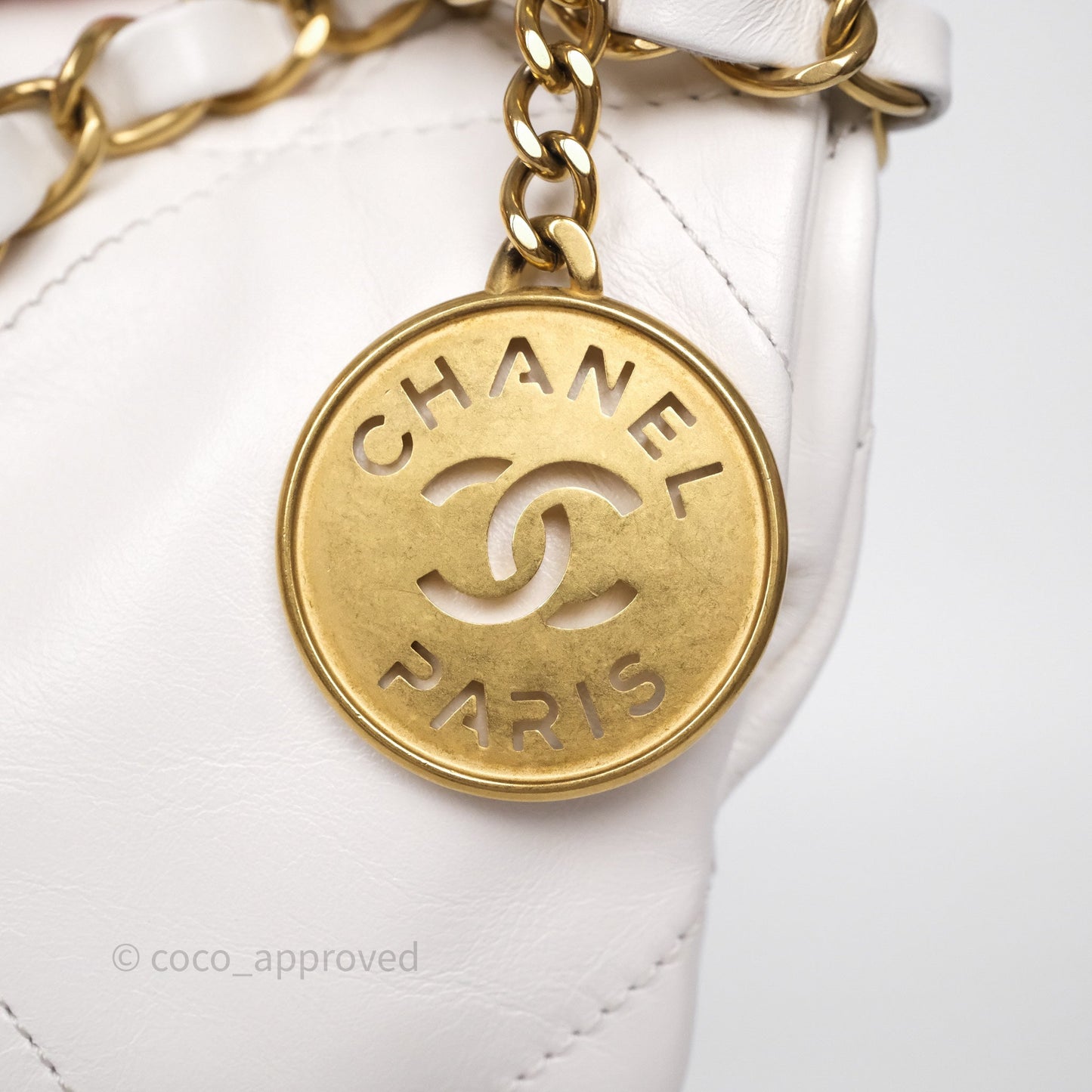 Chanel 22 Small White Shiny Calfskin Aged Gold Hardware