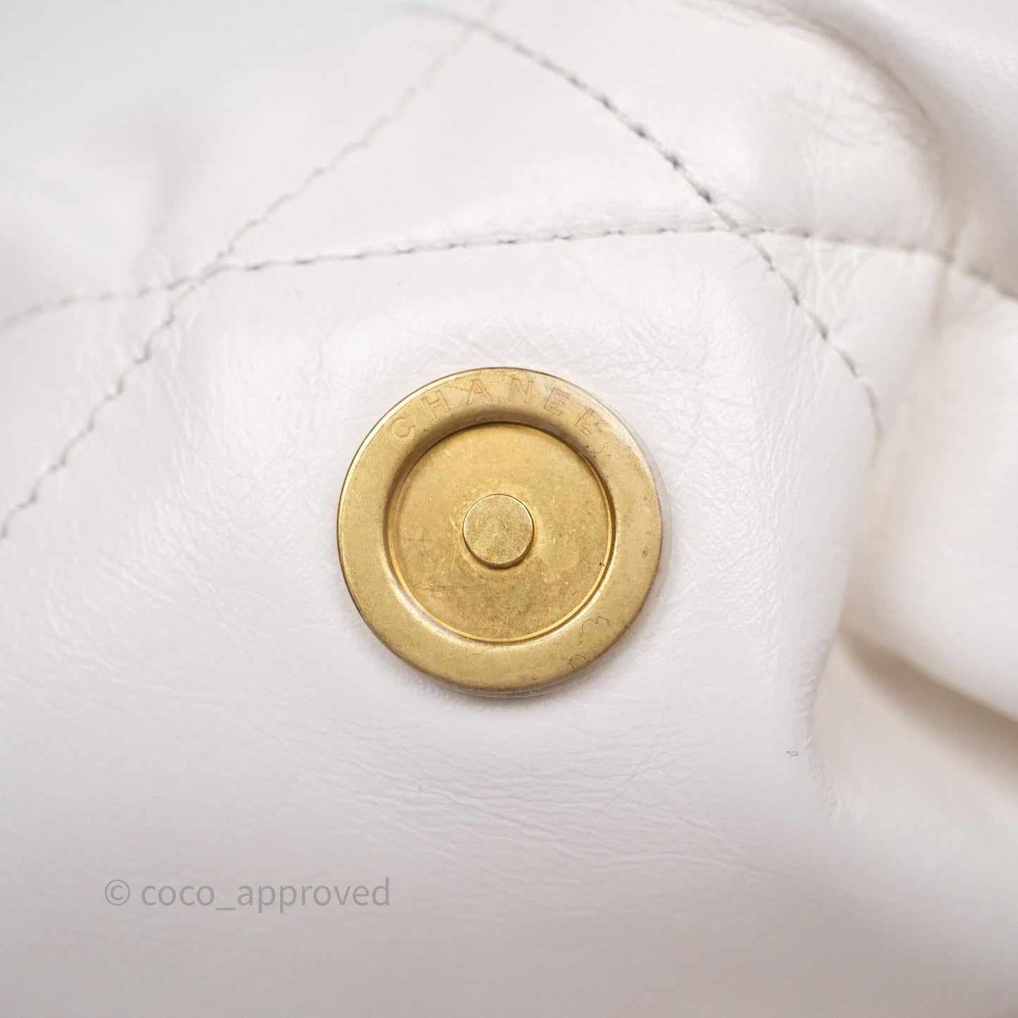 Chanel 22 Small White Shiny Calfskin Aged Gold Hardware
