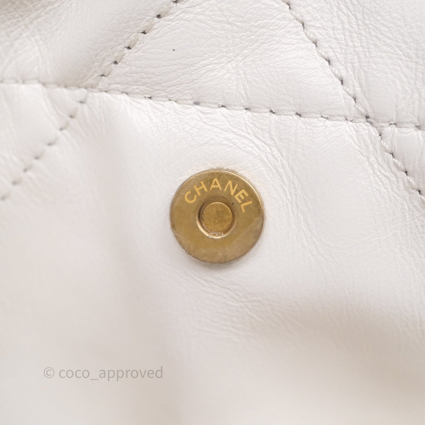 Chanel 22 Small White Shiny Calfskin Aged Gold Hardware