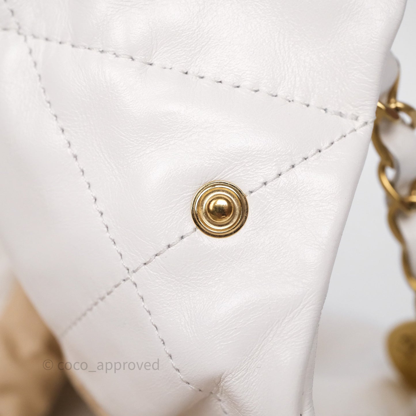 Chanel 22 Small White Shiny Calfskin Aged Gold Hardware