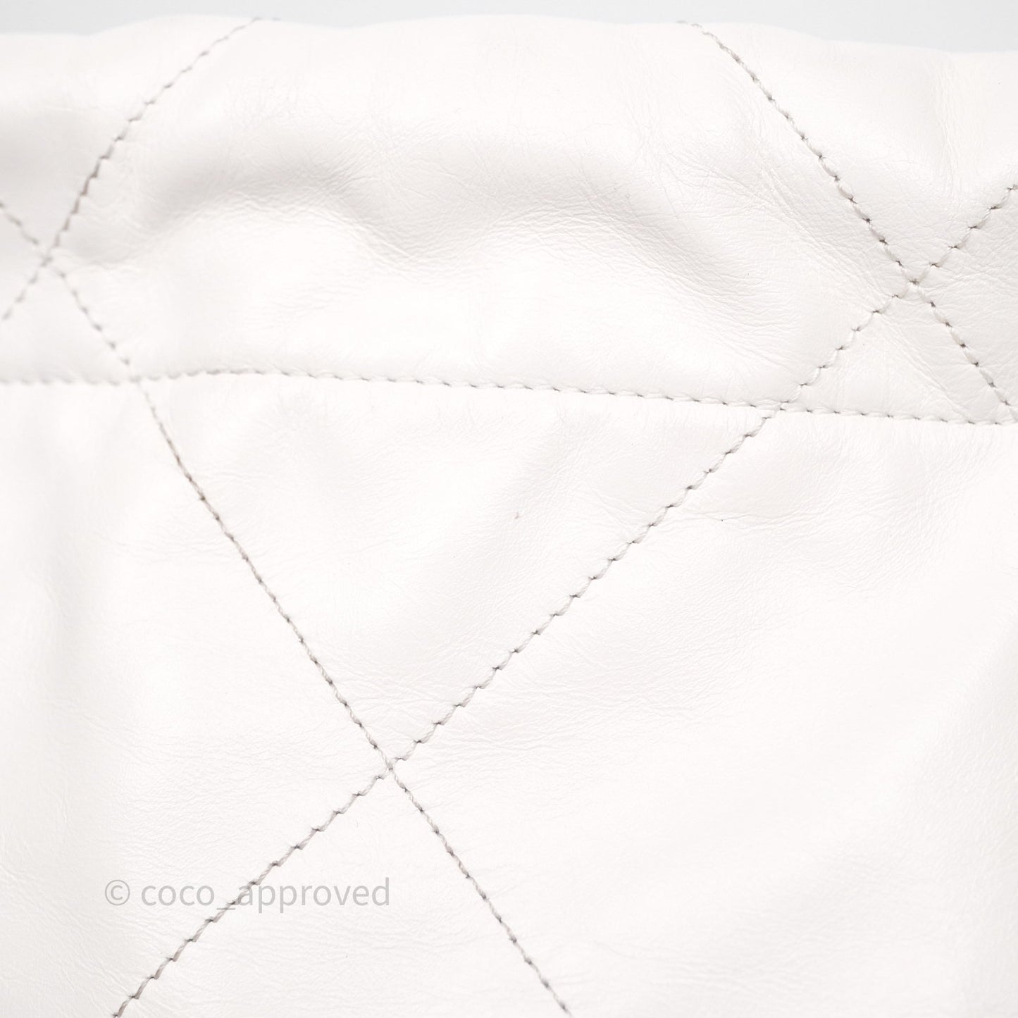 Chanel 22 Small White Shiny Calfskin Aged Gold Hardware