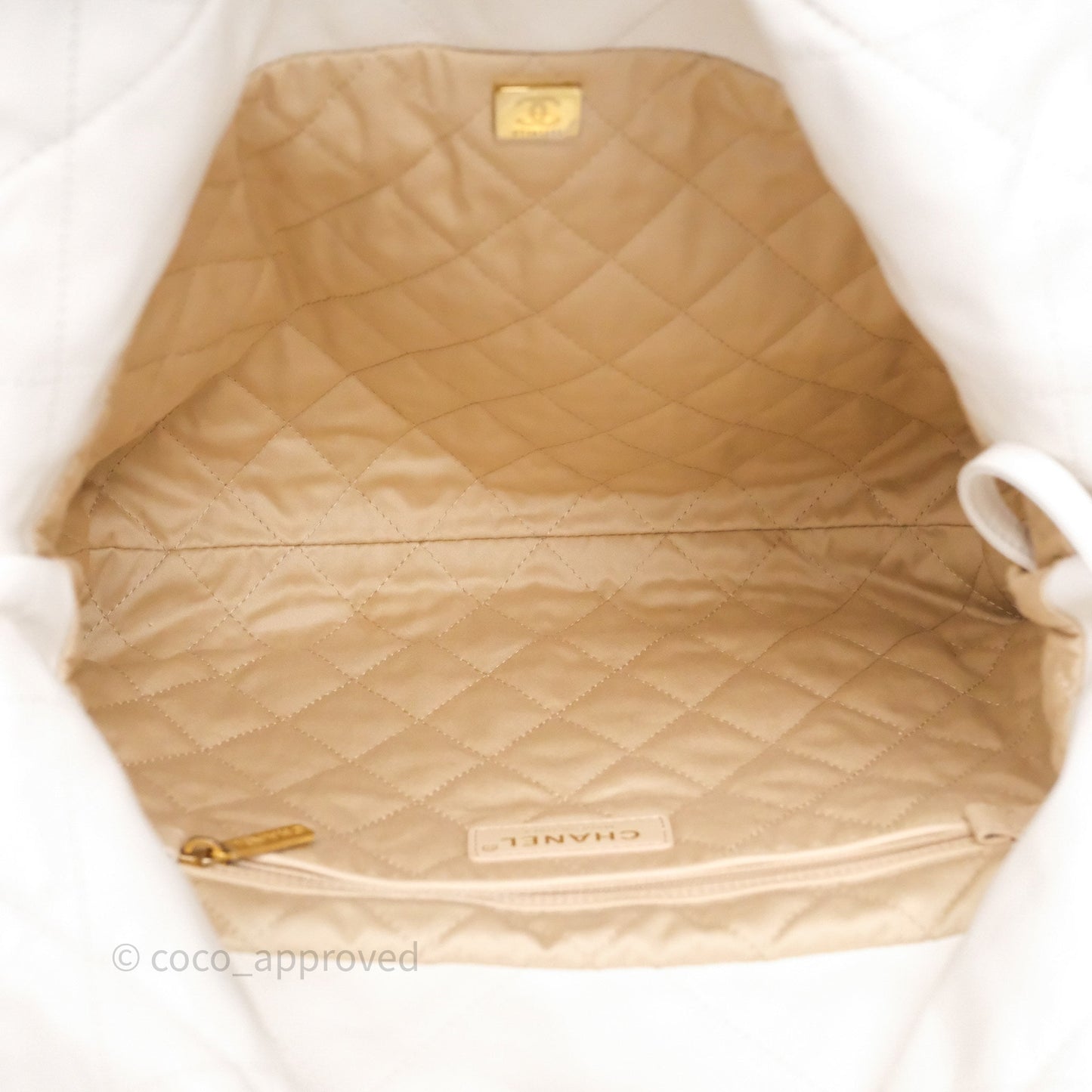 Chanel 22 Small White Shiny Calfskin Aged Gold Hardware