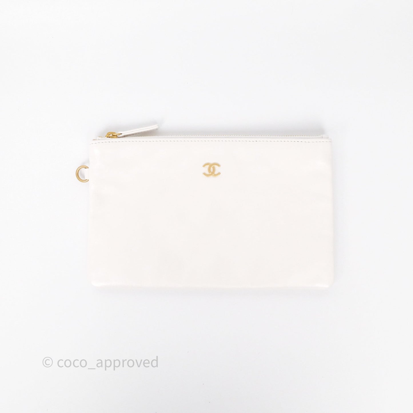 Chanel 22 Small White Shiny Calfskin Aged Gold Hardware